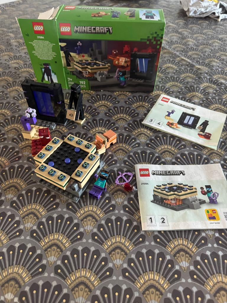 LEGO Minecraft 21584 Het Portaal naar de Nether, Minecraft, Lego, Ophalen of Verzenden, Zo goed als nieuw