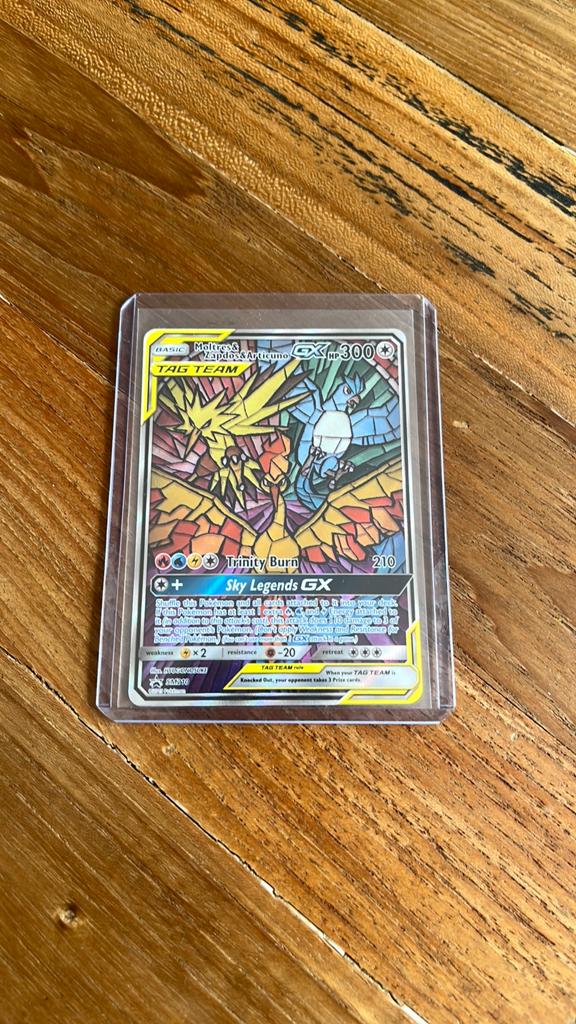 Pokemon kaart Moltres,Zapdos,Articuno Tag Team, Ophalen, Nieuw