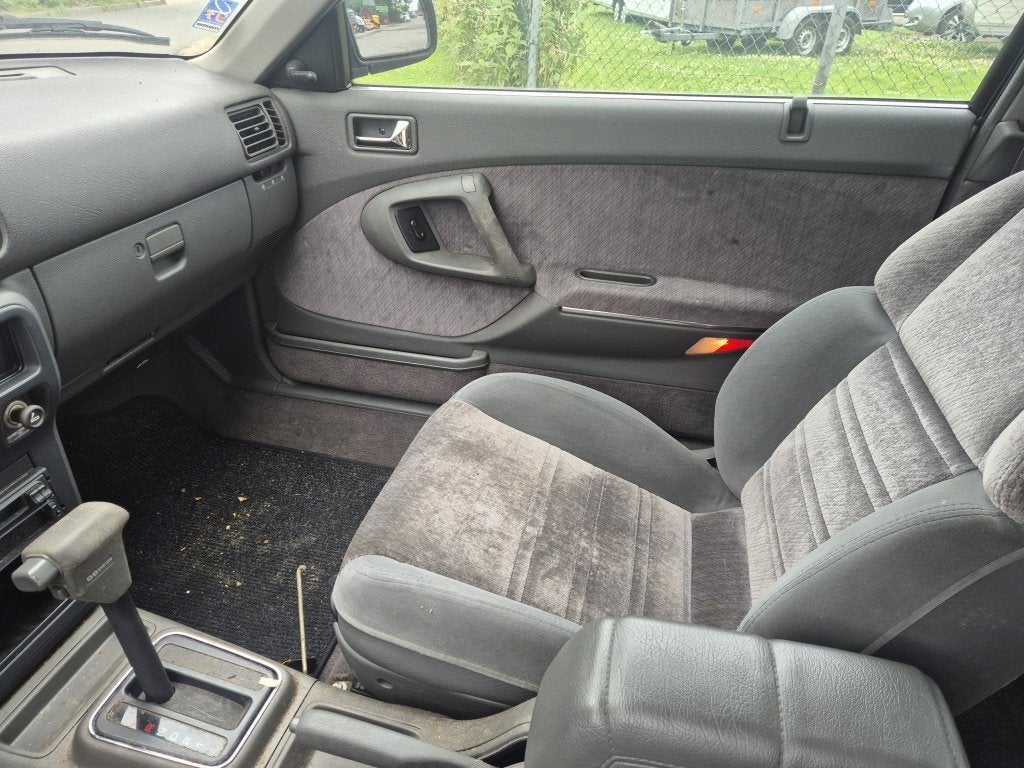 Mazda 626 schuurvondst 2.0-12V GLX (bj 1989, automaat), foto 10