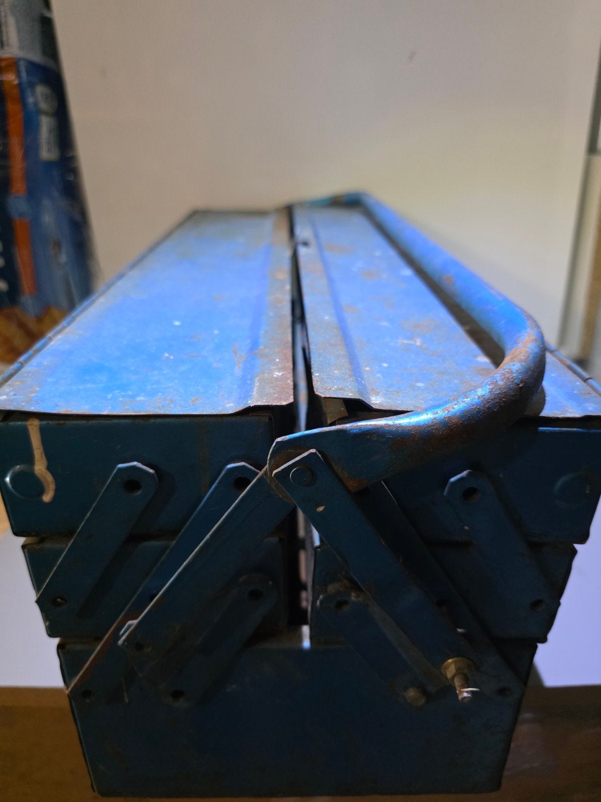 Vintage metalen gereedschapskist met inhoud, Ophalen of Verzenden, Gebruikt