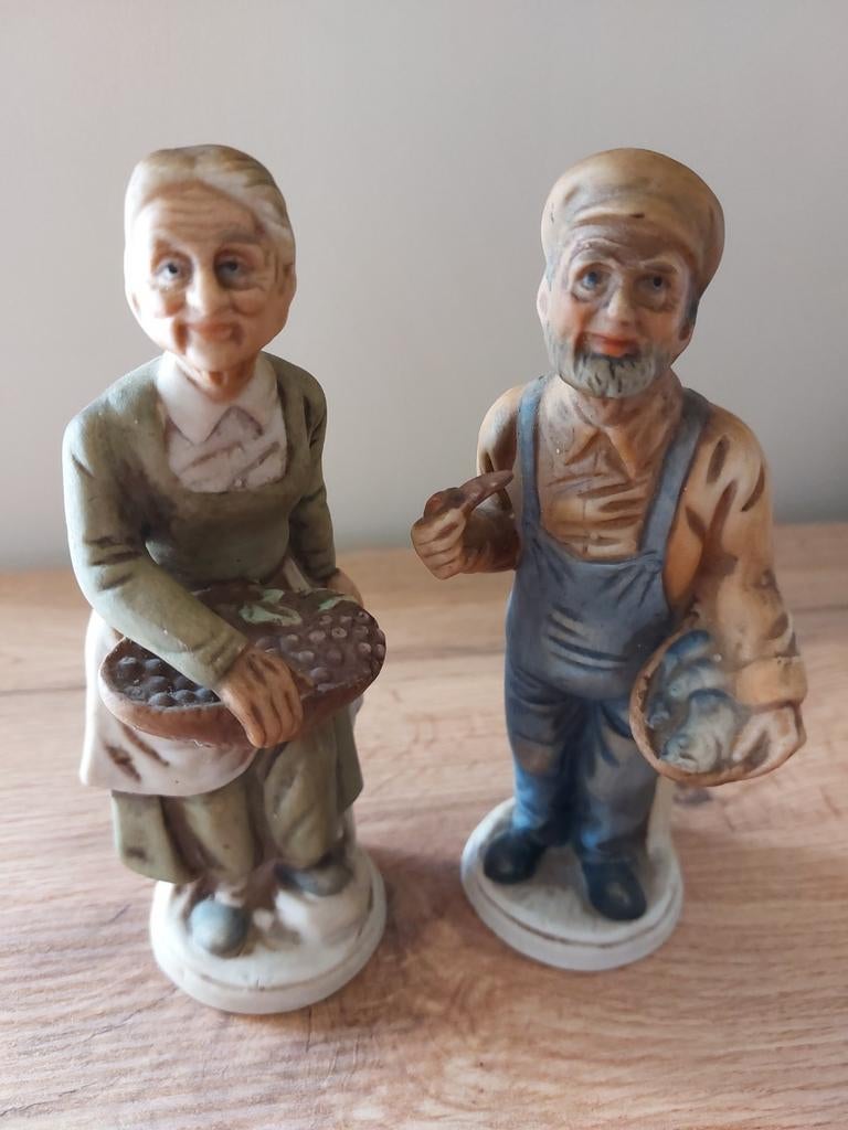 Vintage beeldjes / opa en oma / 19 cm, Ophalen of Verzenden, Zo goed als nieuw, Mens