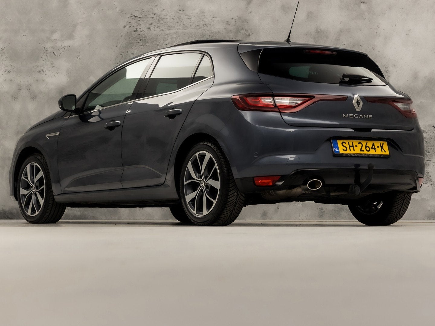 Renault Mégane 1.2 TCe Bose (SCHUIFDAK, APPLE CARPLAY, GROO, Voorwielaandrijving, 12 maanden, Gebruikt, 4 cilinders