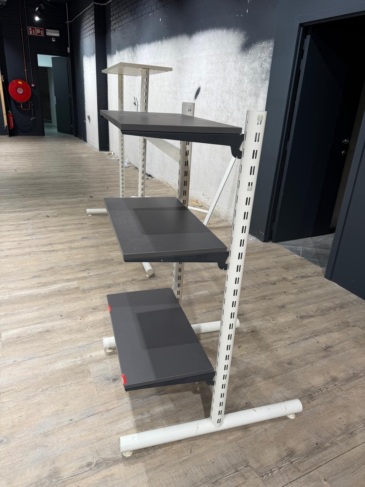 Winkelrekken met 32 planken - Ideaal voor retail, Ophalen