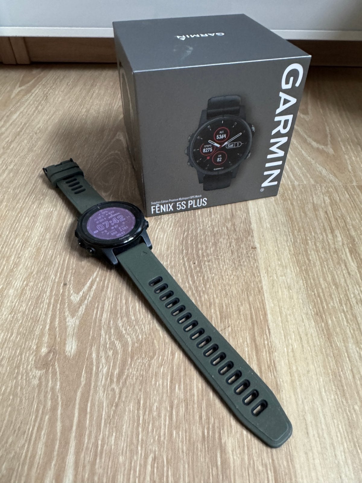 Garmin Fenix 5S Plus Sapphire 42mm met nieuw groen bandje, Zwart, Ophalen of Verzenden, Waterdicht, Android