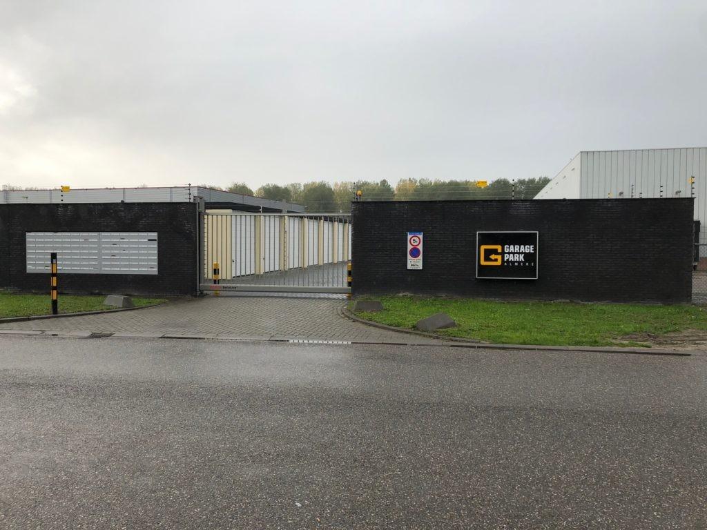 Garagebox 18m² te huur Almere | ZZP & Stalling | 24/7 & BTW