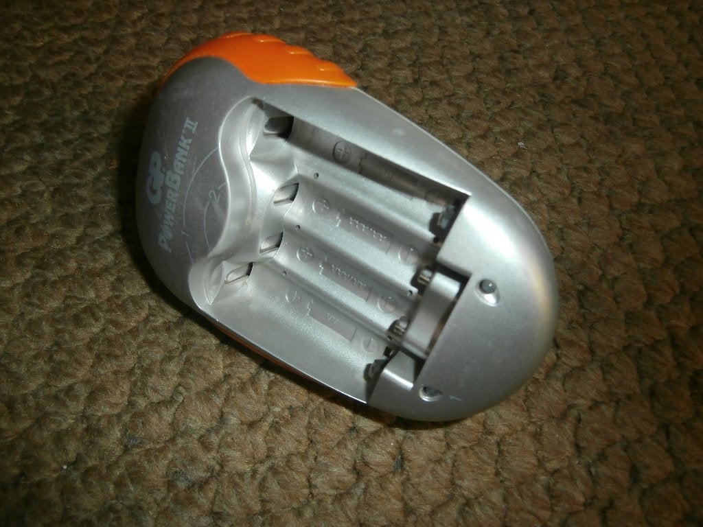 oplader batterijoplader batterijen GP Power Bank stopcontact, Audio, Tv en Foto, Opladers, Ophalen of Verzenden, Zo goed als nieuw