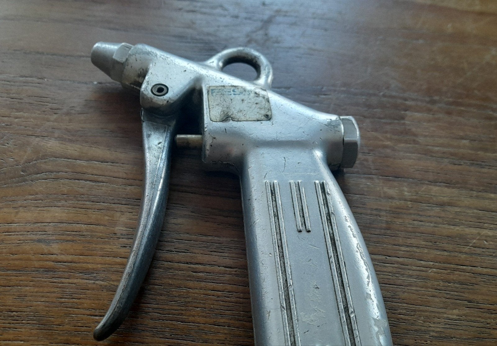 Aluminium luchtpistool 15 bar
15 bar, Ophalen of Verzenden, Zo goed als nieuw