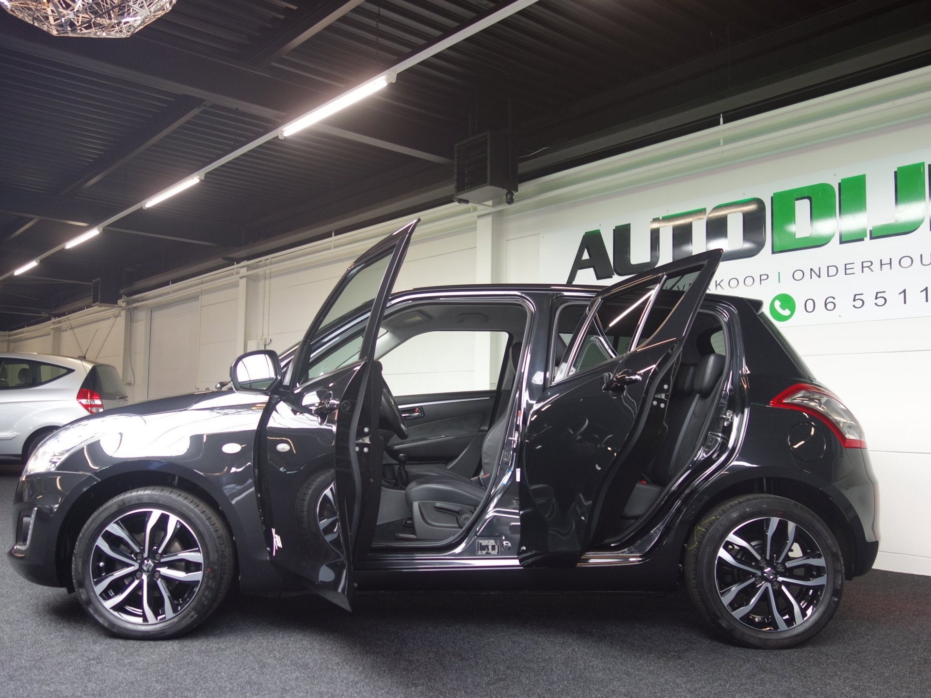 Suzuki Swift 1.2 Style Xtra|Alcantara|Leder|Cruise|*Carplay, Voorwielaandrijving, Gebruikt, 4 cilinders, 400 kg
