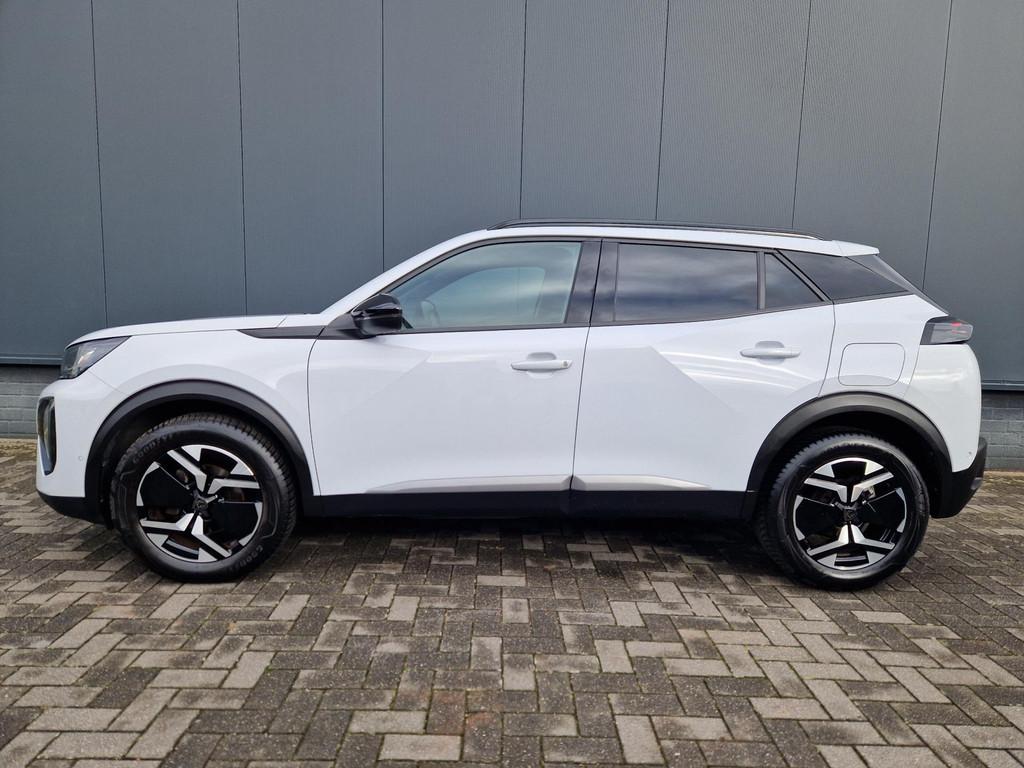 Peugeot 2008 1.2 PureTech EAT8 130PK Allure, 12 maanden, Gebruikt, Zwart, 1199 cc