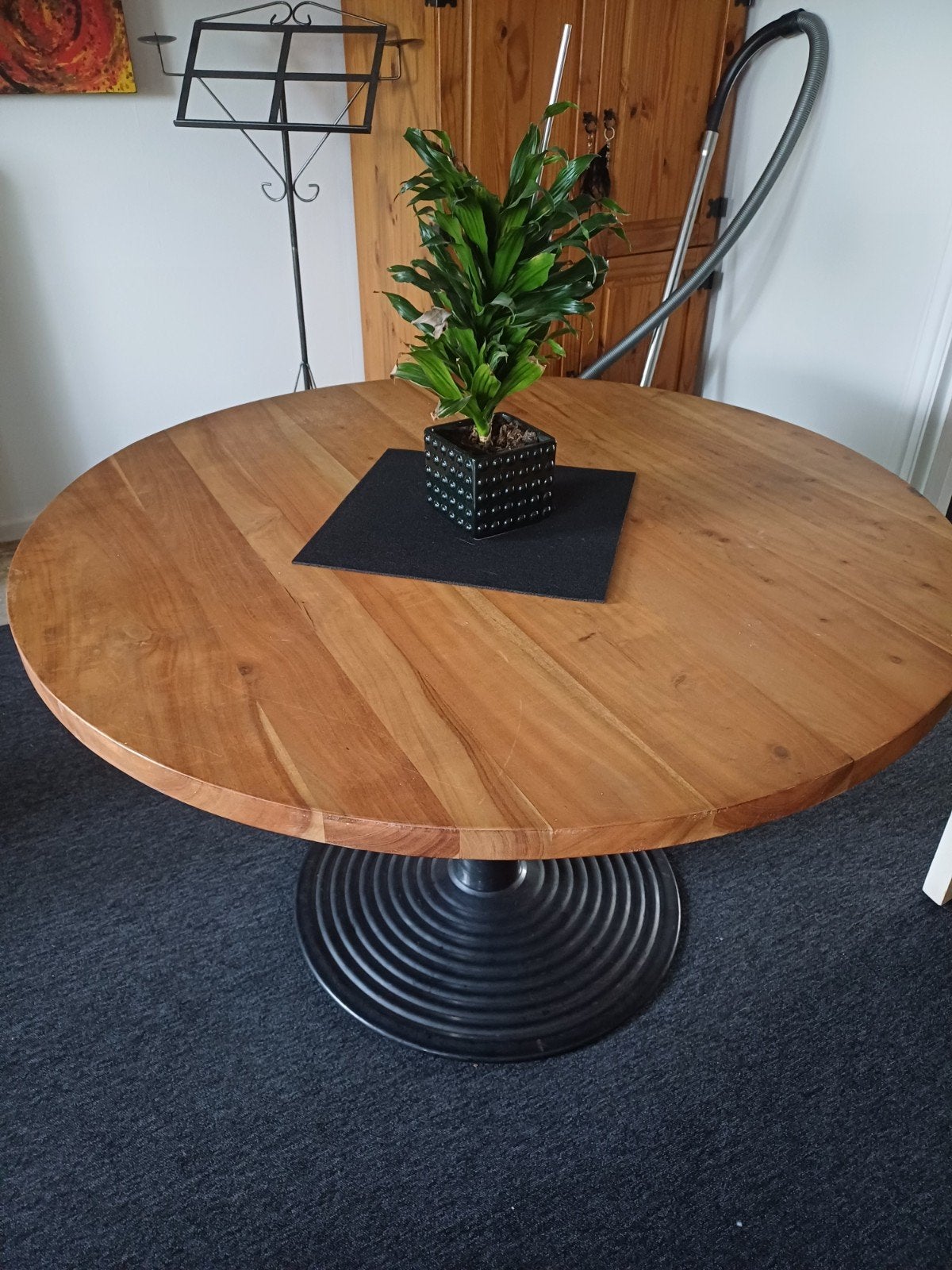 Mango houten tafel met metalen poot - 1.20m doorsnee, Gebruikt, Rond, Vier personen, Ophalen