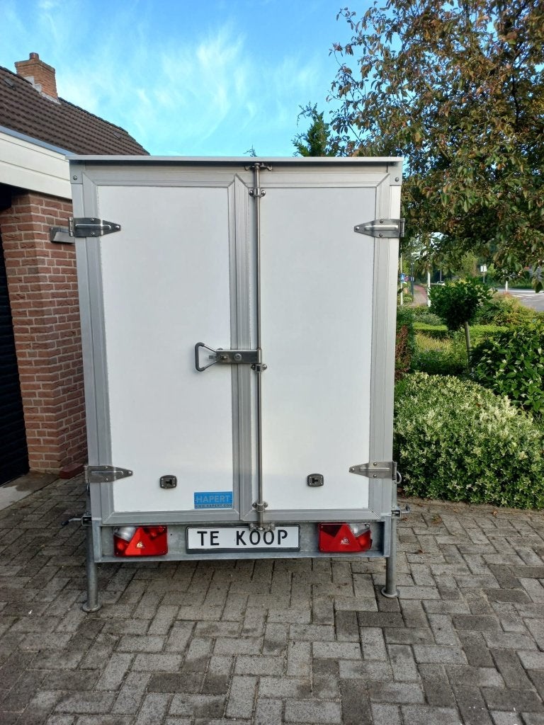 gesloten aanhanger met gladde wanden, Ophalen of Verzenden, Gebruikt