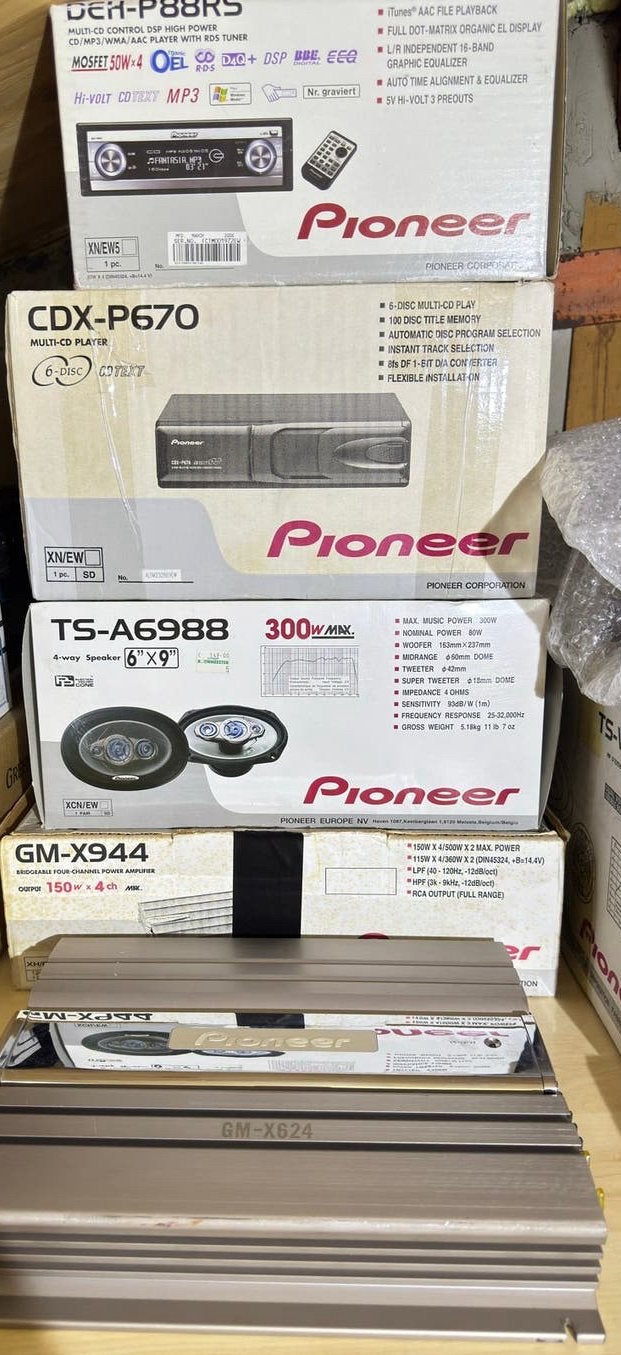 Pioneer Car Audio Set: Radio, CD-wisselaar, Speakers,, Ophalen of Verzenden, Zo goed als nieuw
