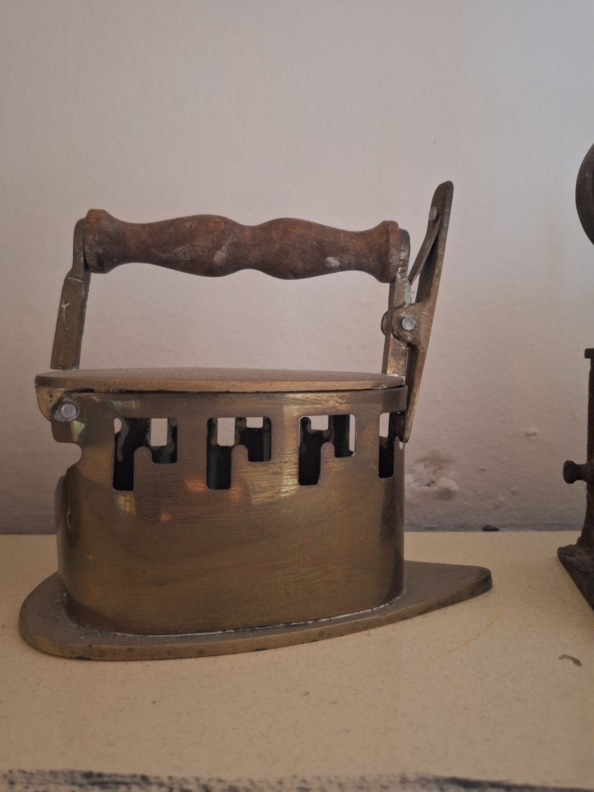 Antieke strijkijzers - Set van 3 decoratieve stukken, Ophalen of Verzenden