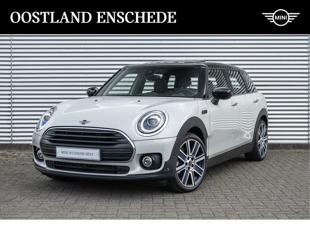MINI Clubman Cooper Automaat / Richmond Park Edition / Panor, Auto's, Gebruikt, Met garantie (alle), Leder en Stof, Wit