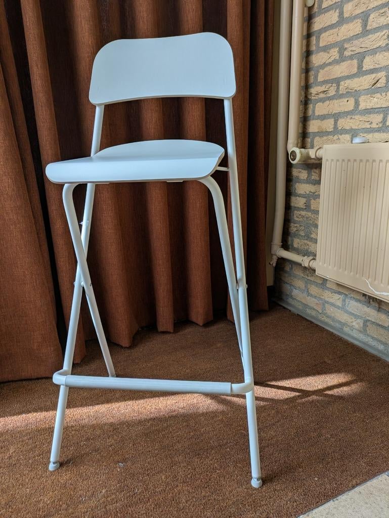 Witte nieuwe barkruk van Ikea, 1 kruk, Ophalen, 60 tot 90 cm