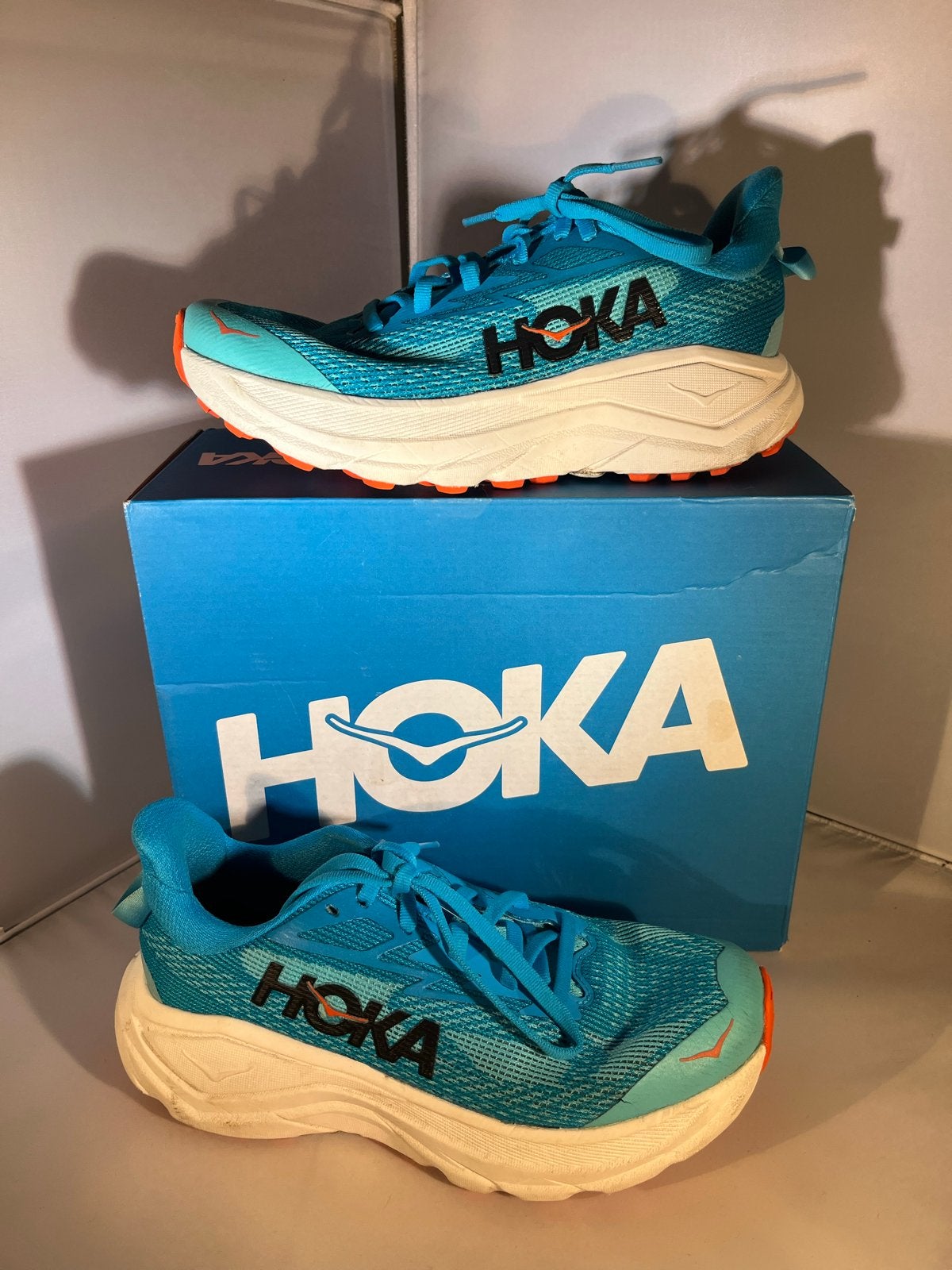 HOKA Challenger 8 Hardloopschoenen - Maat 36, Overige merken, Gebruikt, Hardloopschoenen, Ophalen of Verzenden