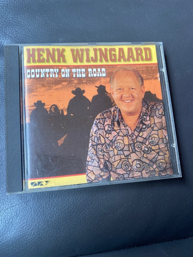 Henk Wijngaard - Country On The Road CD, Cd's en Dvd's, Ophalen of Verzenden, Zo goed als nieuw, Volksmuziek, Inclusief doosje