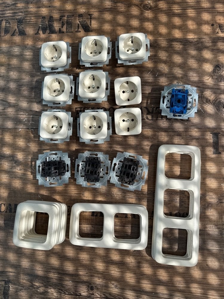 Busch-Jaeger Reflex SI Set NIEUW: WCDs & Schakelaars, Doe-het-zelf en Verbouw, Ophalen of Verzenden, Nieuw, Busch-Jaeger, Overige typen