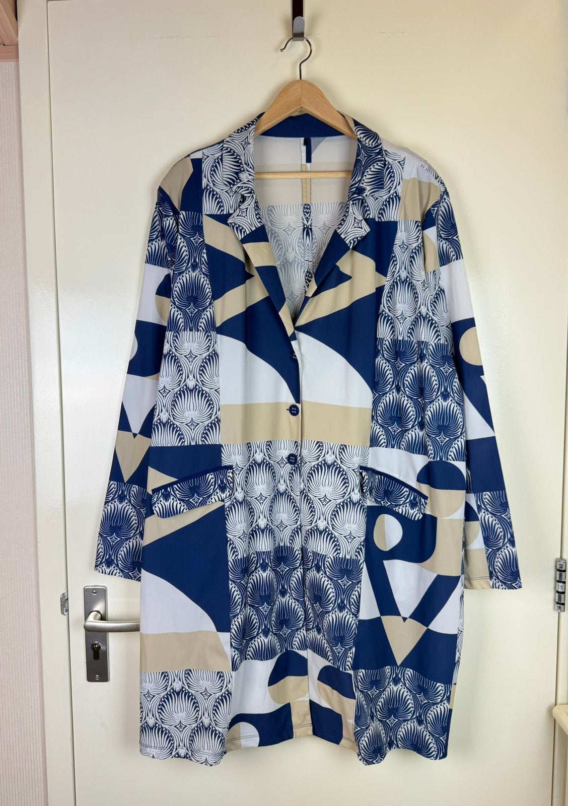 PLUS BASICS 7XL Avant Garde Abstract Print Jacket Blazer, Ophalen of Verzenden, Zo goed als nieuw, Blauw, Jas of Mantel