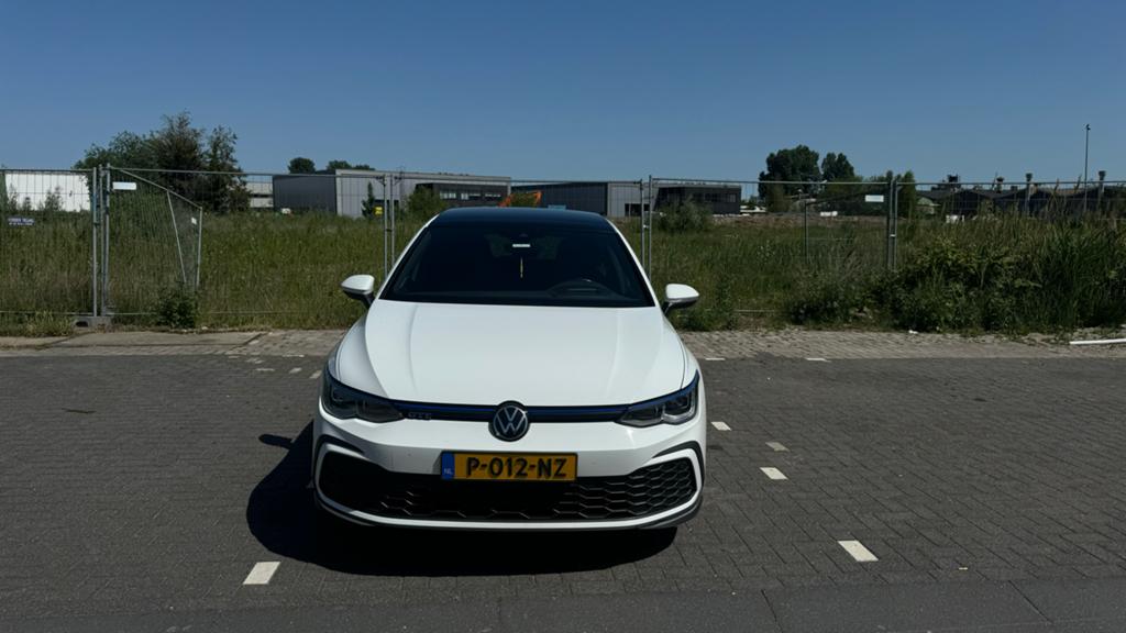 Volkswagen Golf 1.4 GTE Ehybrid 245pk DSG 2020 Wit, Auto's, Stof, 4 cilinders, Wit, Plug-in hybride