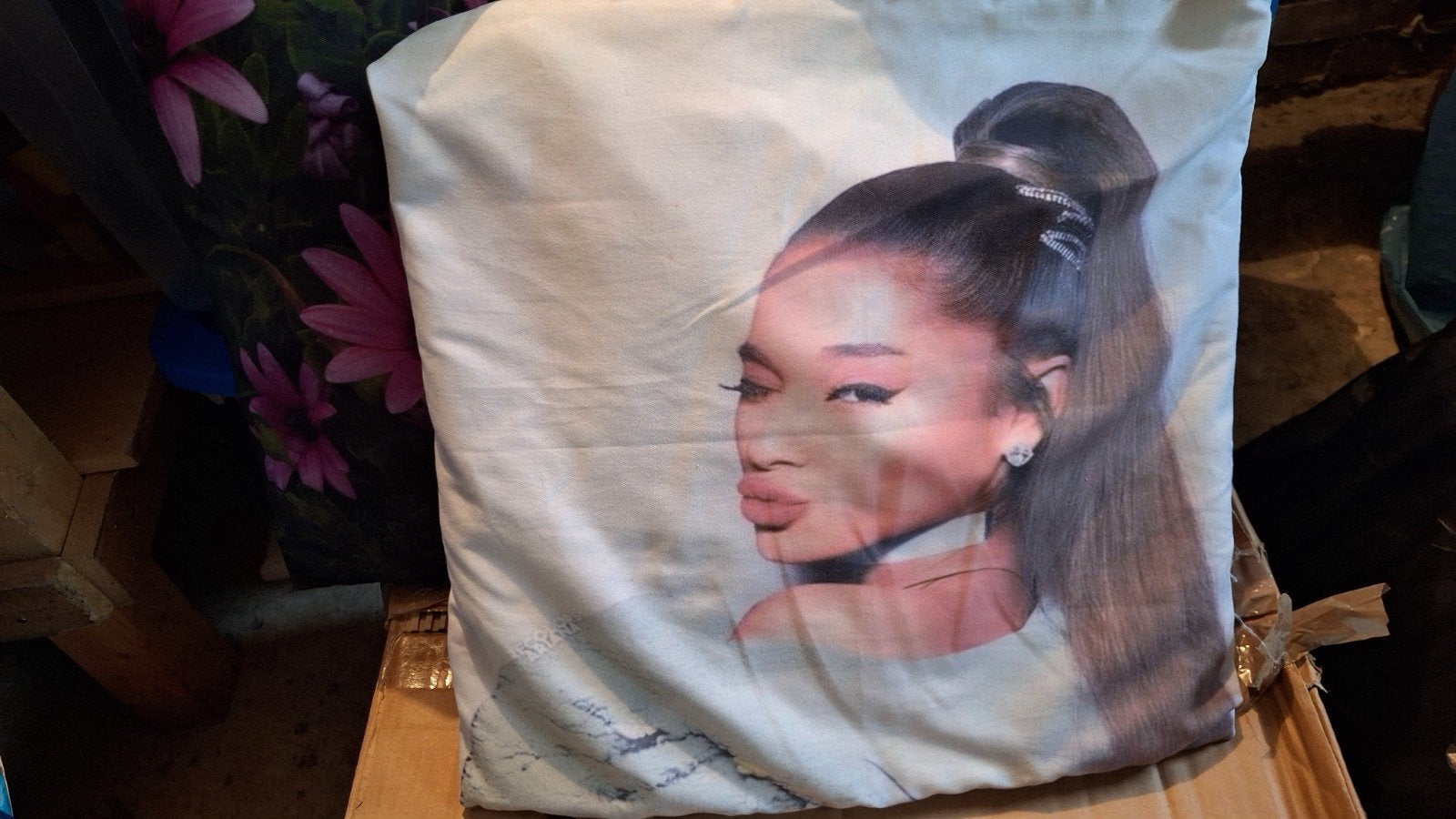 Ariana Grande Kussenhoes - Nieuw, Ophalen, Overige merken, Meerkleurig, Nieuw