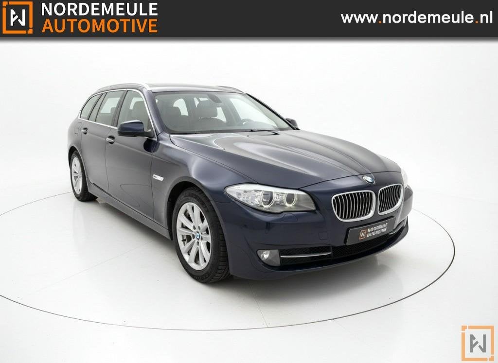 Bmw 5-SERIE 523I HIGH EXECUTIVE. AIRCO, CRUISE, TREKHAAK, Euro 5, Gebruikt, 2000 kg, Blauw