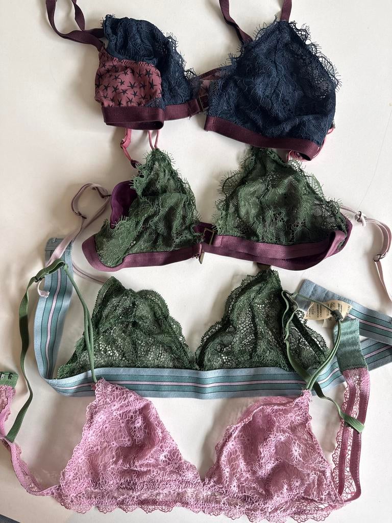 Love Stories bralettes set van 4, Kleding | Dames, Ondergoed en Lingerie, Ophalen of Verzenden, Blauw, BH