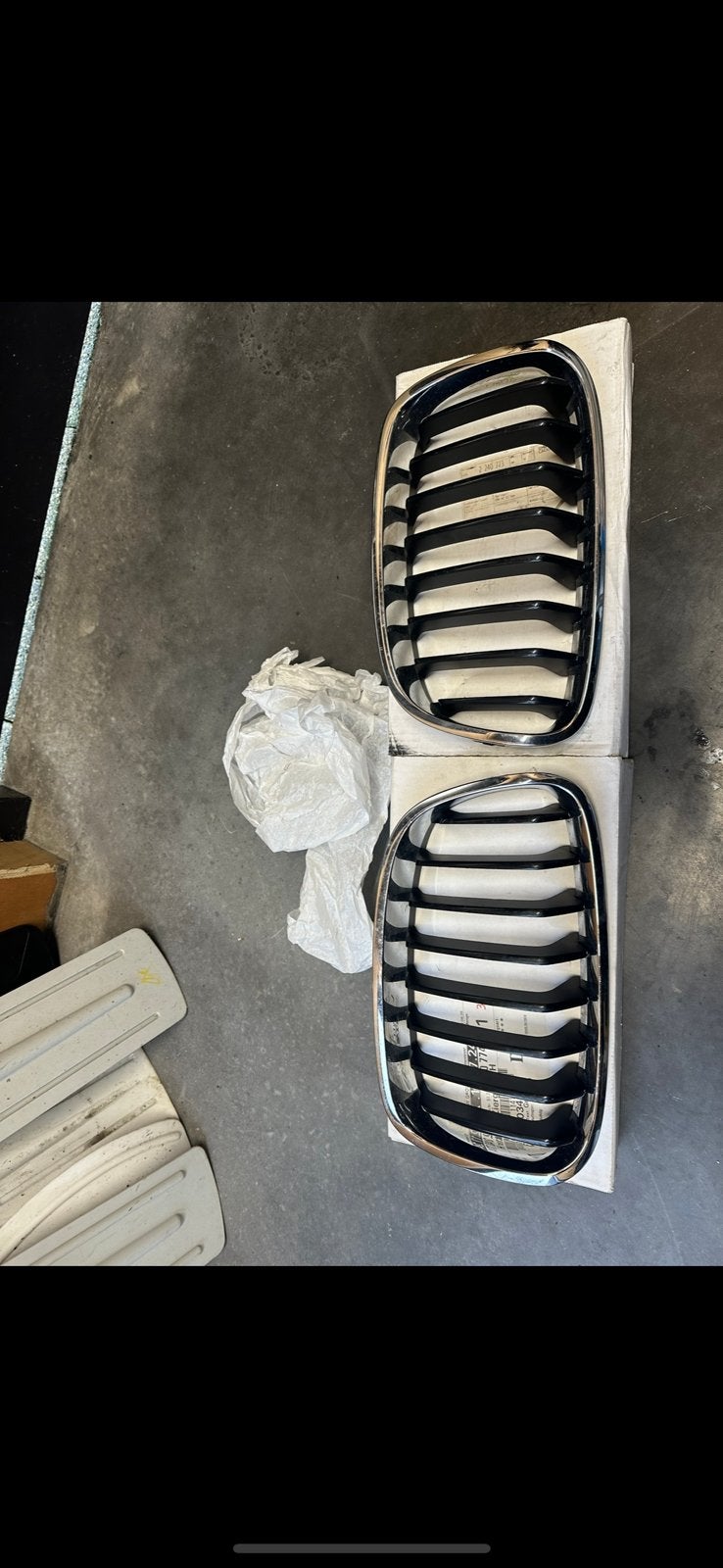 Bmw 1 serie grill, Auto-onderdelen, Ophalen of Verzenden, Links, BMW, Bumper