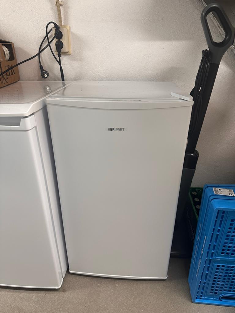 Veripart VPTMKK48W Koelkast - 93L , Energiezuinig, Zonder vriesvak, 75 tot 100 liter, Zo goed als nieuw, Energieklasse A of zuiniger