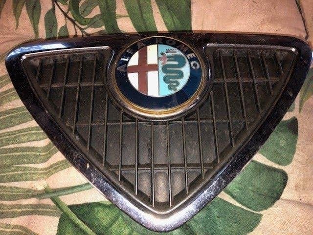Grillhart Alfa Romeo 145/6 partnr. 60596856, gebruikt . prij, Auto-onderdelen, Ophalen of Verzenden, Gebruikt, Alfa Romeo