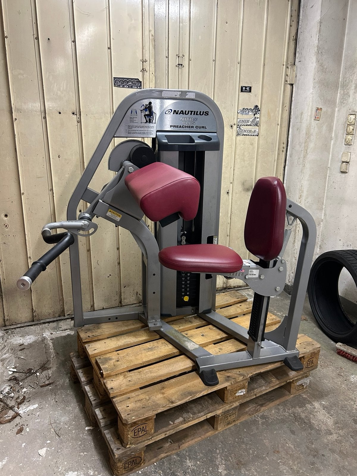 Nautilus nitro plus preacher curl, Sport en Fitness, Fitnessmaterialen, Ophalen of Verzenden, Overige typen