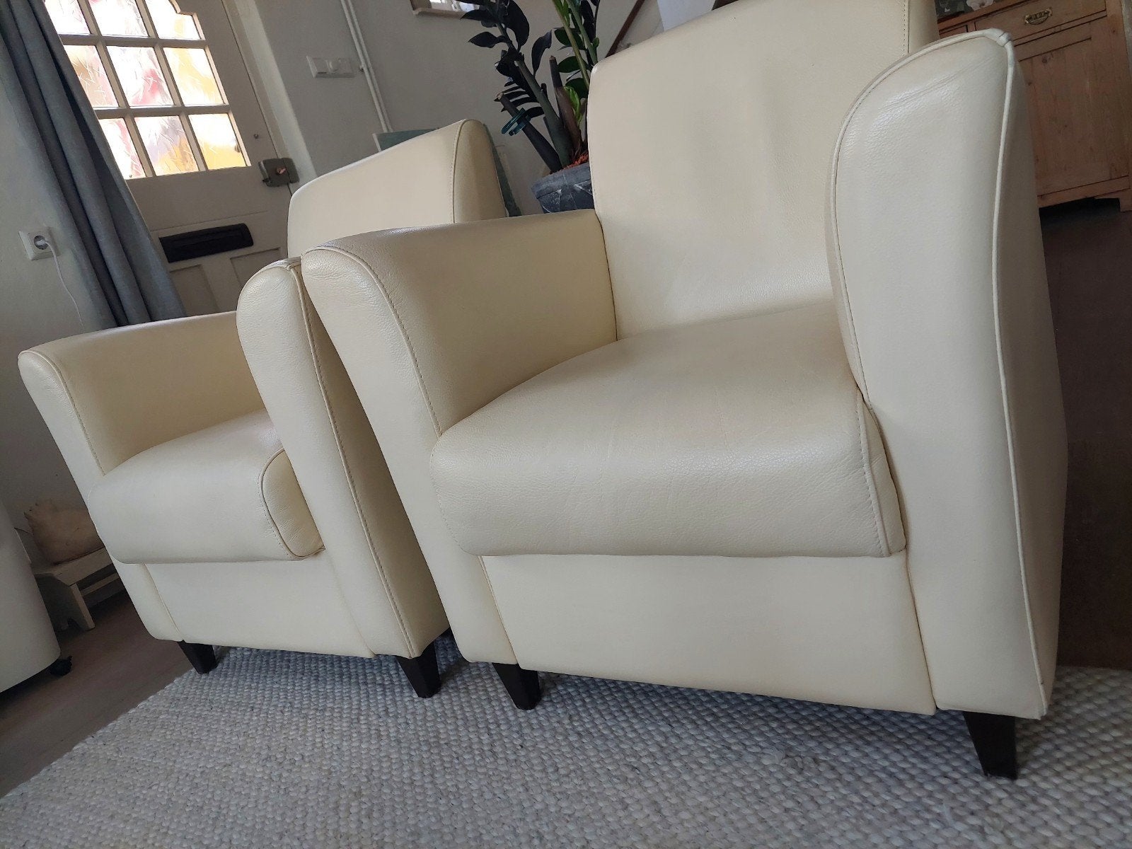 2 Ecru Lederen Fauteuils - Goed Zitcomfort, Ophalen of Verzenden, Gebruikt, Leer