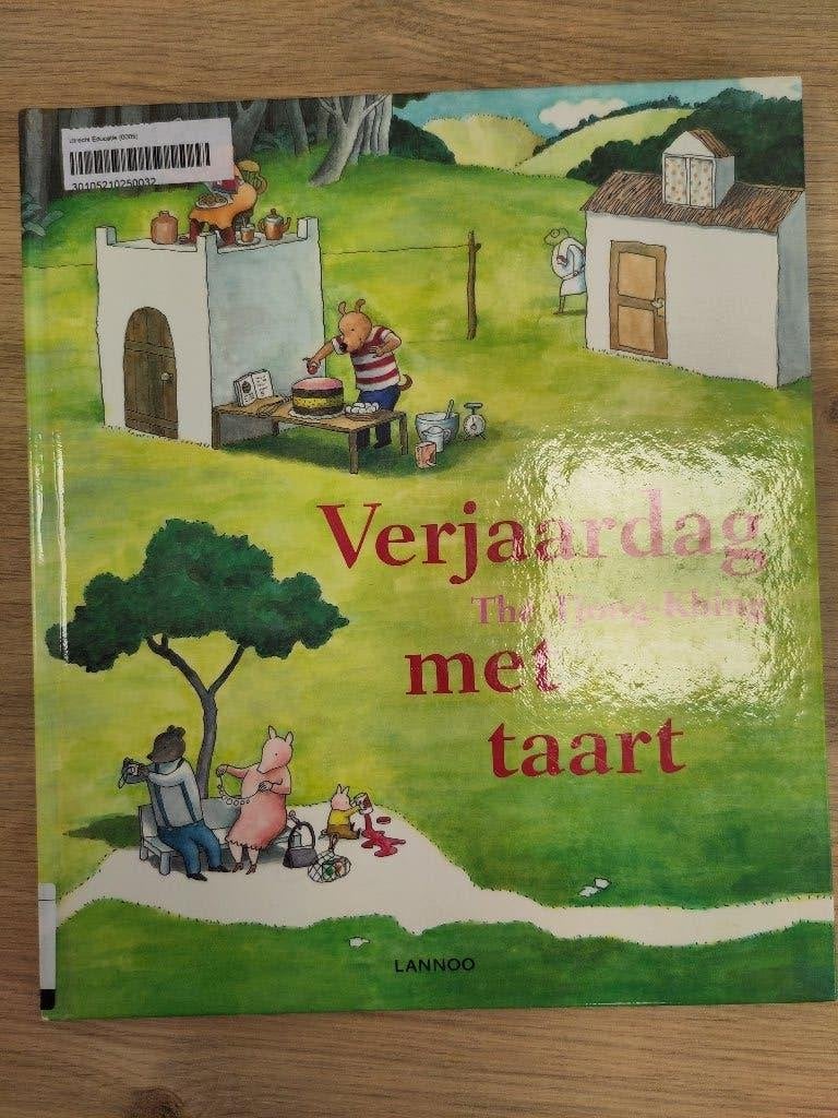 Verjaardag met taart, Fictie algemeen, Ophalen of Verzenden, Zo goed als nieuw, The Tjong-Khing