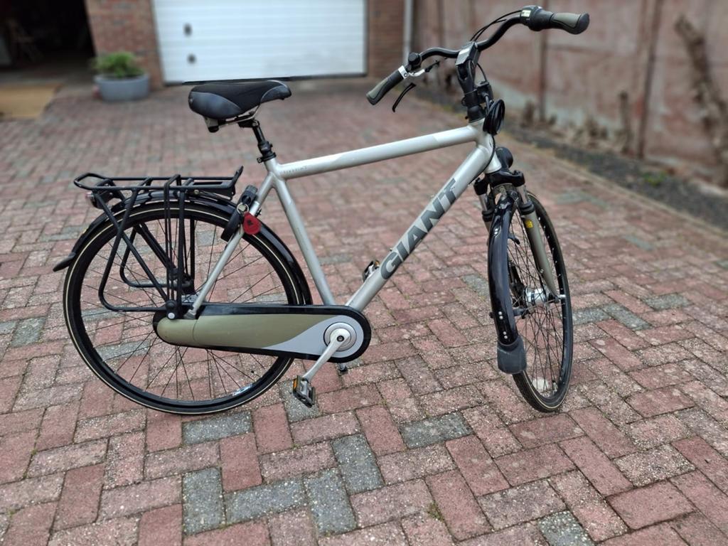 Giant fiets 28 inch, frame 57cm, weinig gebruikt, 56 cm of meer, Ophalen of Verzenden, Zo goed als nieuw, Giant