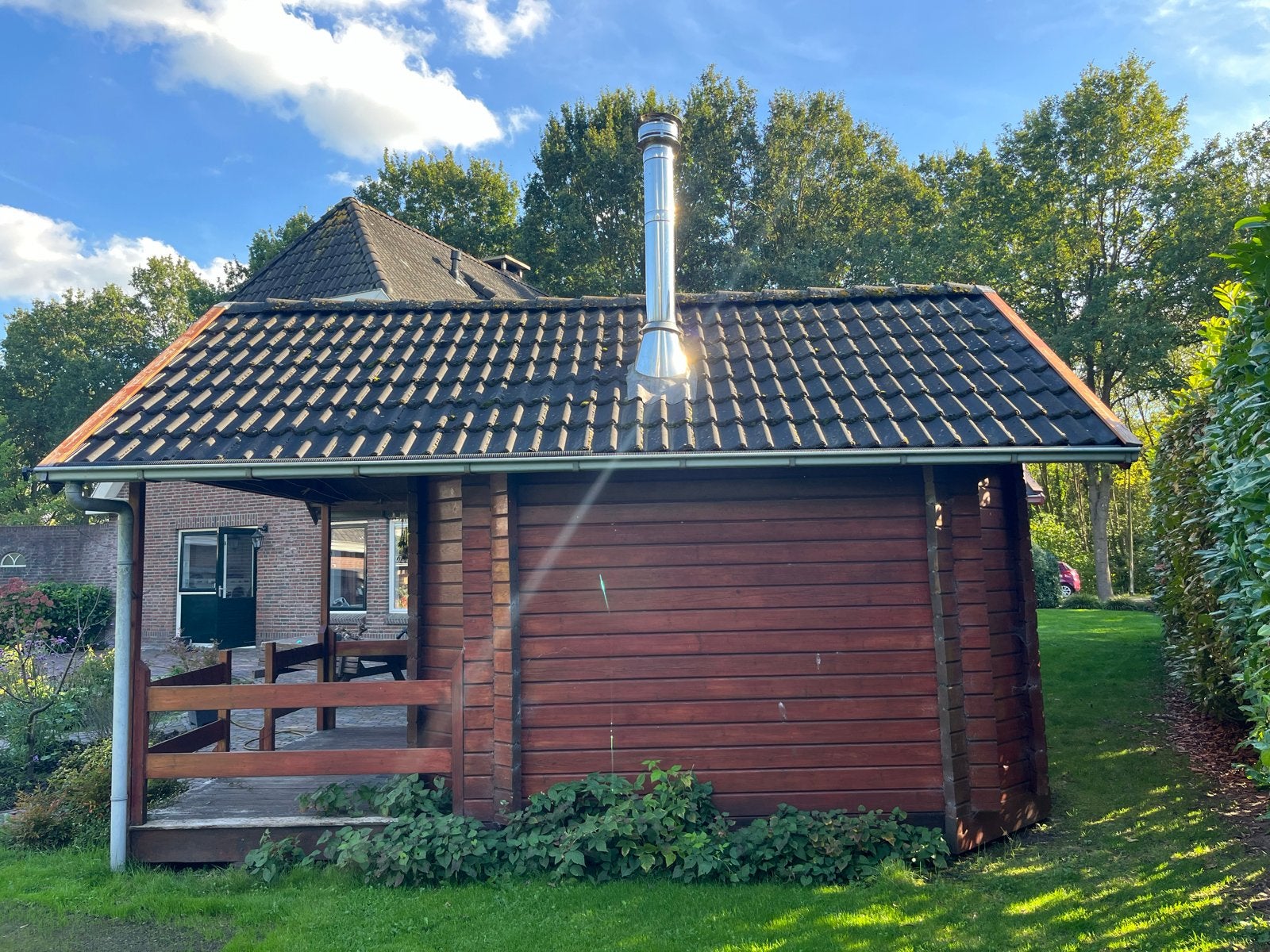 Grote houten blokhut met 6+ persoons sauna & houtkachel, Ophalen, 250 tot 500 cm, Blokhut, 1 raam