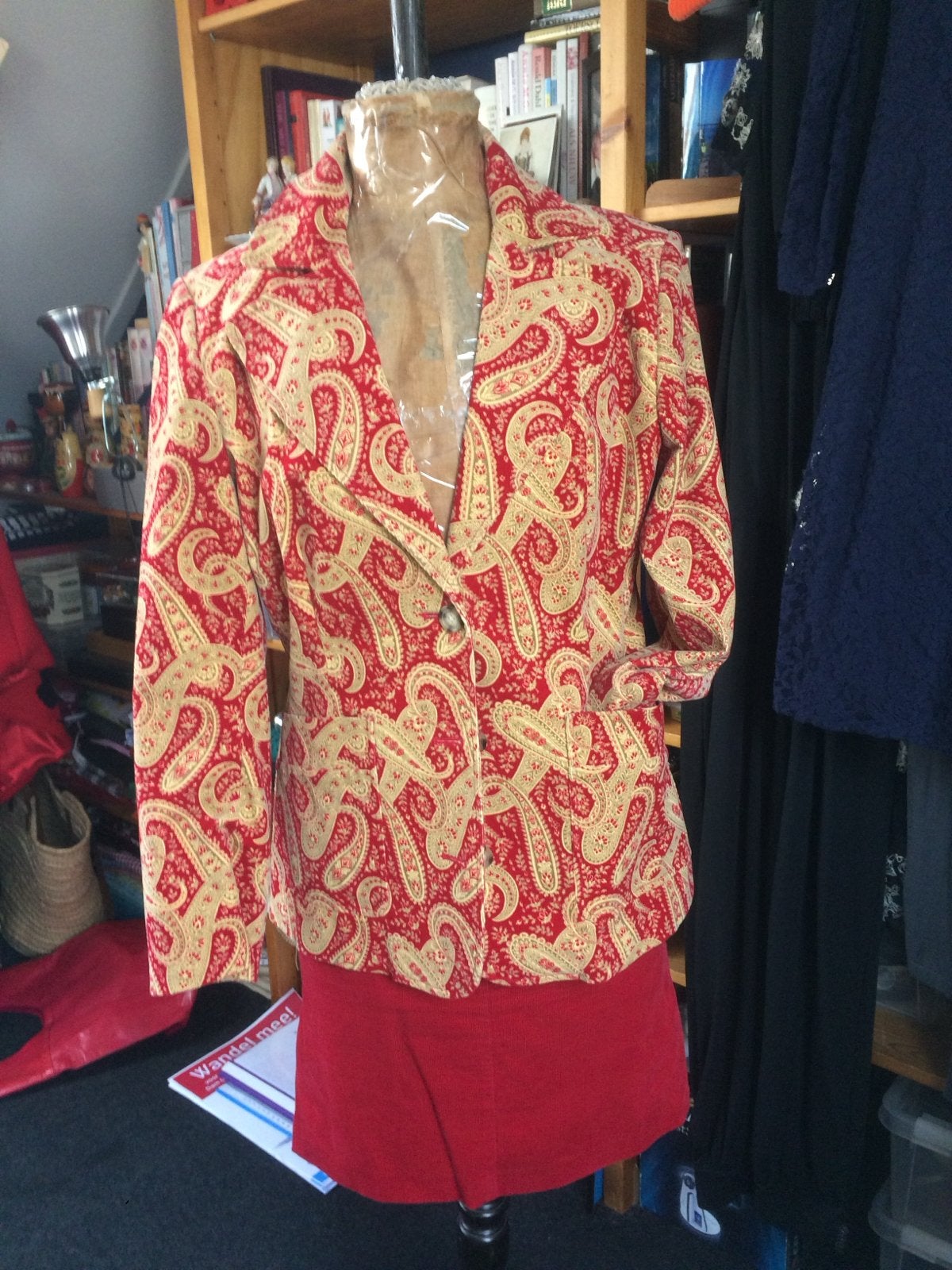 Tommy Hilfiger Blazer Rood Crème Paisley Motief, Maat 38/40 (M), Ophalen of Verzenden, Zo goed als nieuw, Jasje