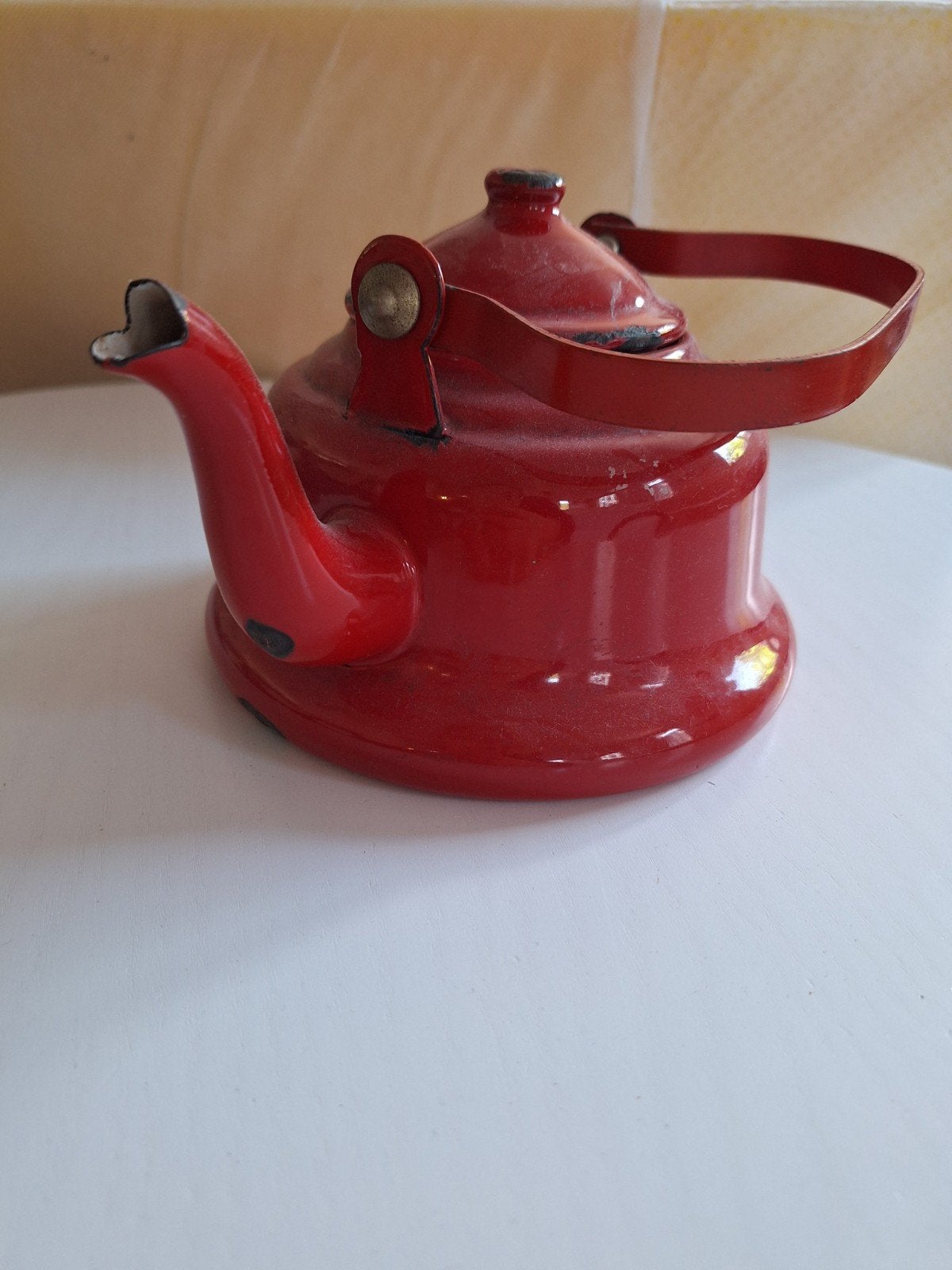 vintage rode waterketel, Ophalen