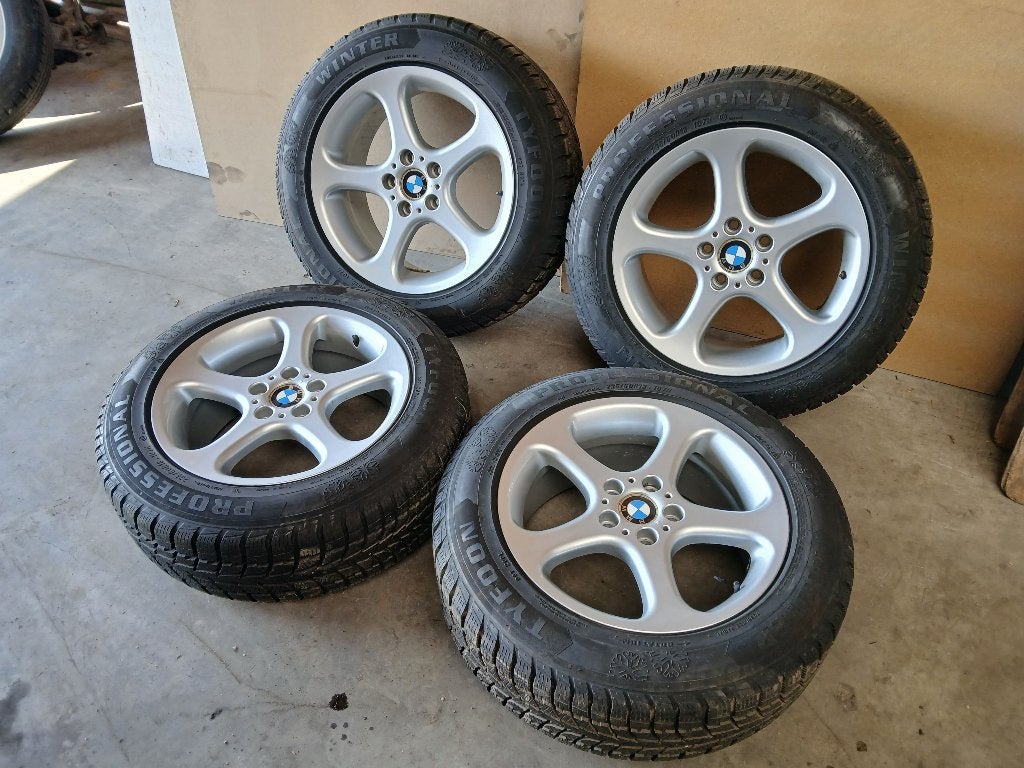 235/60R18 Typhoon Winter Banden Winterbanden 235/60/18 VS150, Ophalen of Verzenden