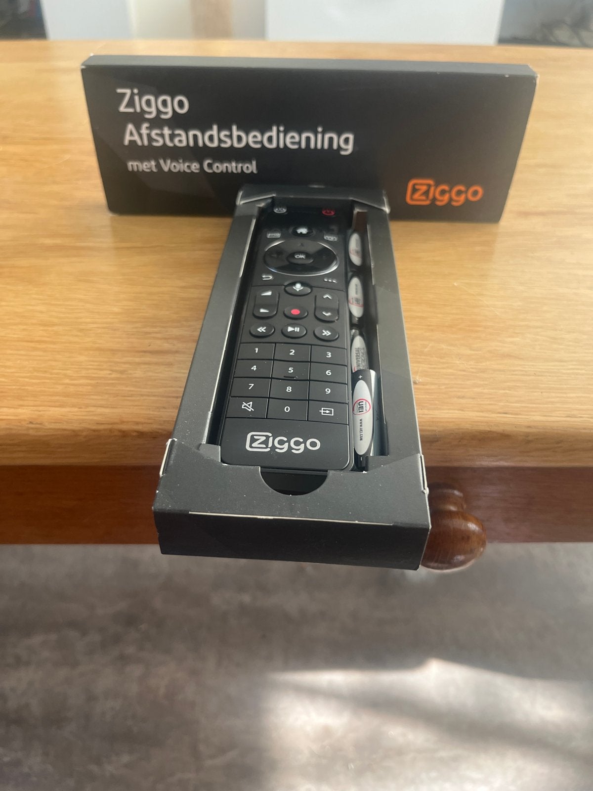 Ziggo Afstandsbediening met Voice Control - Nieuw, Audio, Tv en Foto, Afstandsbedieningen, Ophalen of Verzenden, Nieuw, Origineel