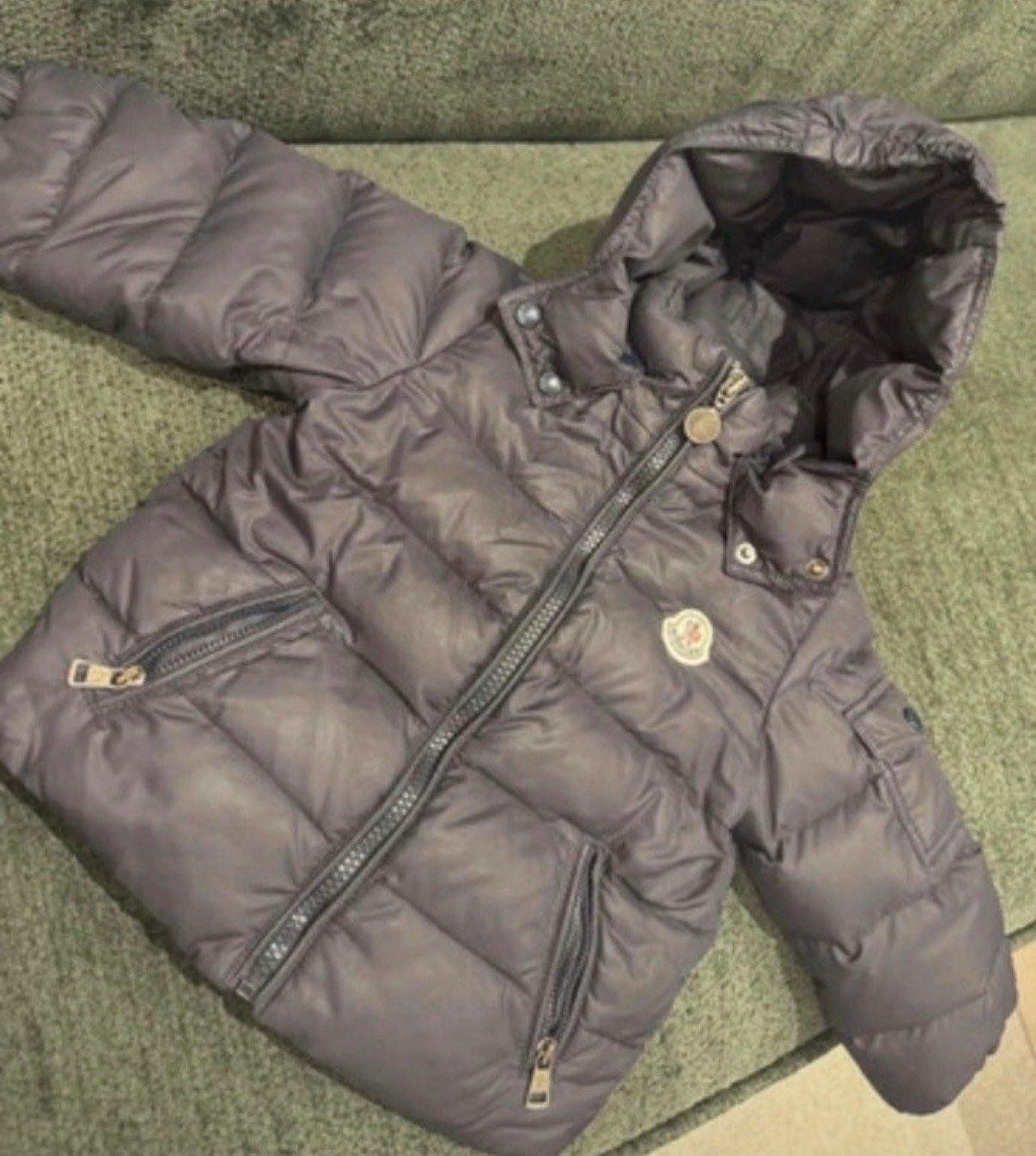 Moncler baby donsjas - Zo goed als nieuw, Kinderen en Baby's, Ophalen of Verzenden, Zo goed als nieuw, Jongetje of Meisje