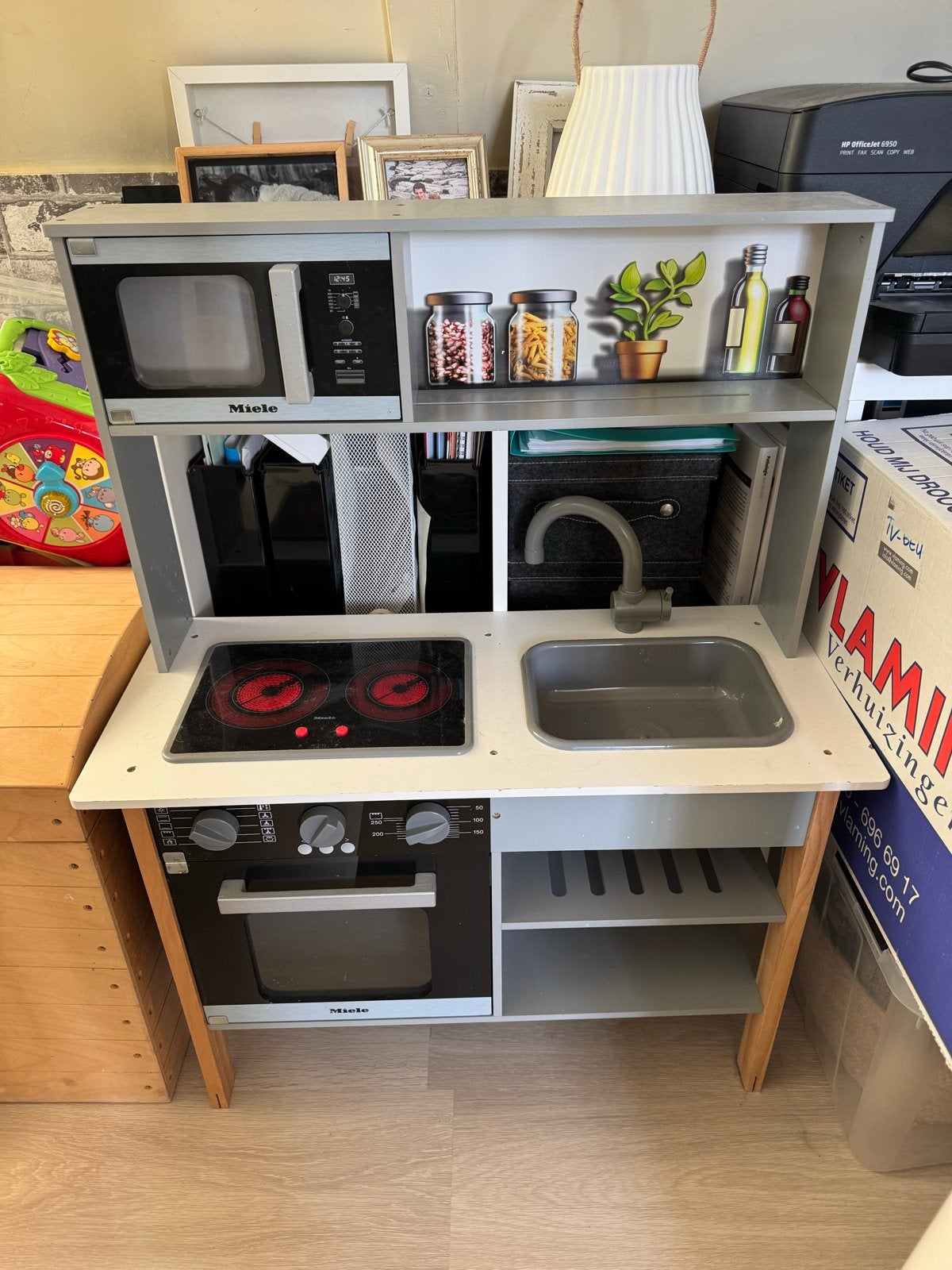 Miele kinderkeuken met oven, kookplaat en magnetron, Ophalen, Gebruikt, Ontdekken