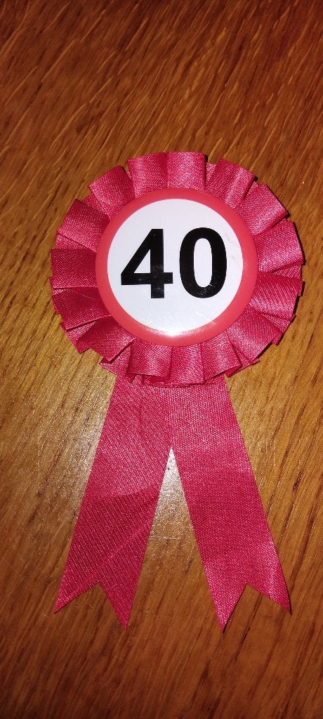 rode rozet 40 jaar, Ophalen of Verzenden, Gebruikt, Versiering, Verjaardag