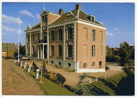 Nieuw-Lekkerland - Gemeentehuis, Ophalen of Verzenden, 1980 tot heden, Ongelopen, Zuid-Holland