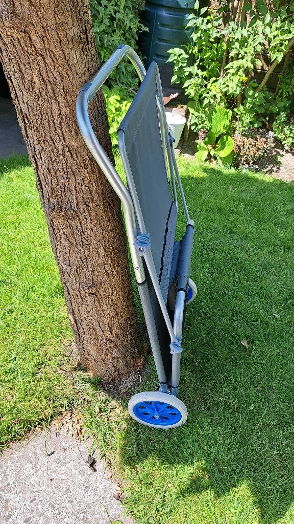 Ligbed, Ophalen, Zo goed als nieuw, Campingstoel