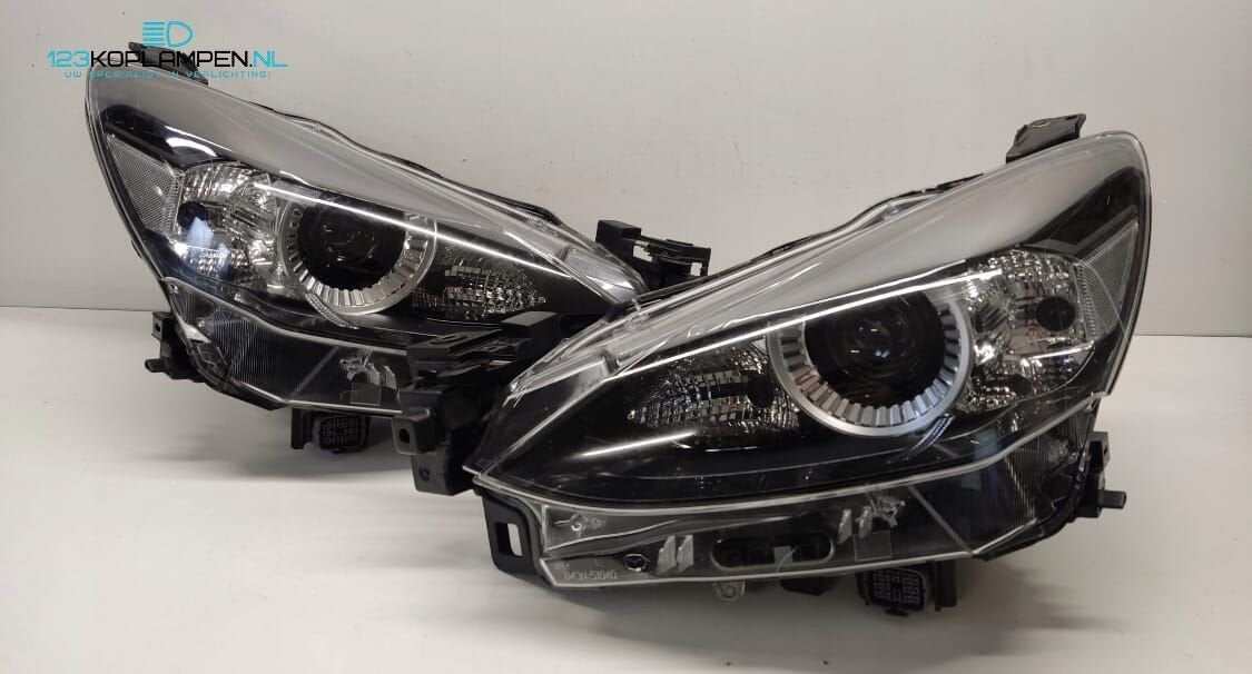 Mazda 2 DL Facelift Full Led 13 Pin Koplamp links rechts, Auto-onderdelen, Verlichting, Gebruikt, -, -, Ophalen of Verzenden