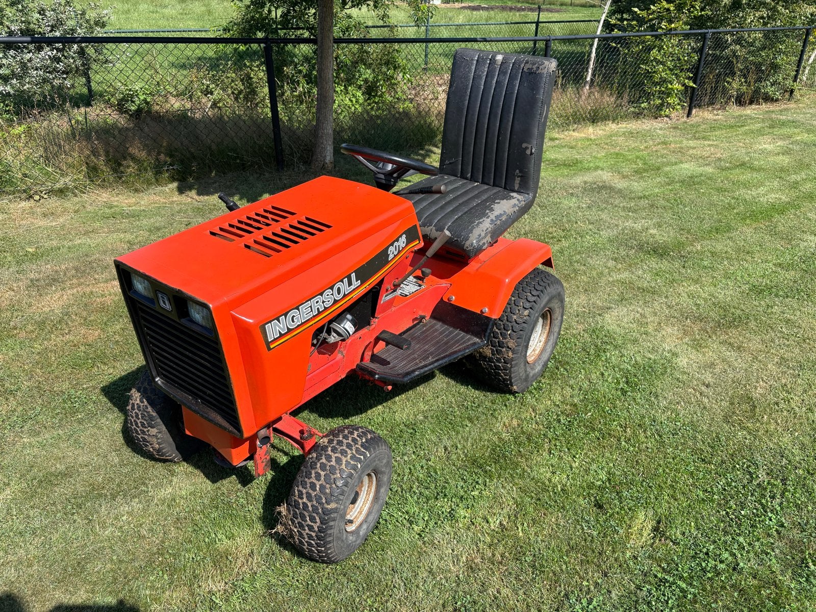 Ingersoll 2016 Zitmaaier met 16 PK Vanguard motor, Cirkelmaaier, Ophalen, Gebruikt, 50 cm of meer