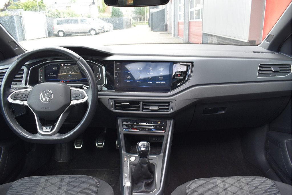 Volkswagen Polo 1.0 TSI R-Line Panorama, Virtual cockpit Bea, Gebruikt, Euro 6, 580 kg, 1072 kg