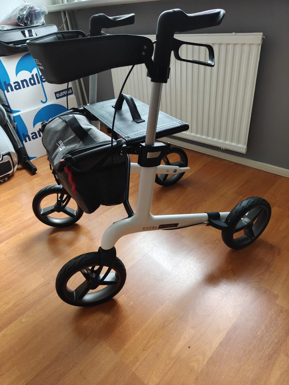 Rollator (Excel Esprit Carbon), Ophalen, Lichtgewicht, Nieuw