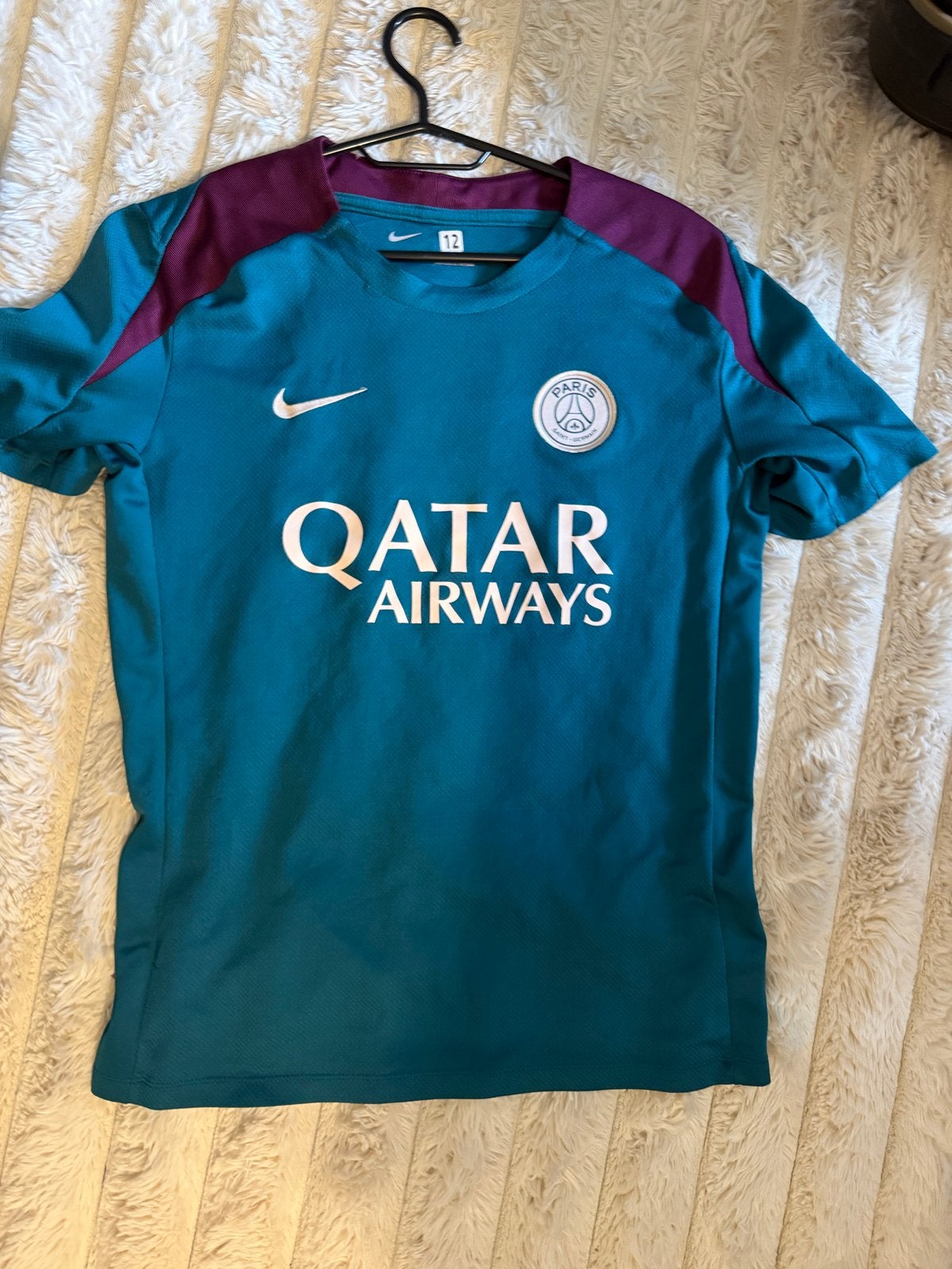 PSG trainingsshirt - Gedragen, Voetbal, Gedragen, Maat 46 (S) of kleiner, Meerkleurig