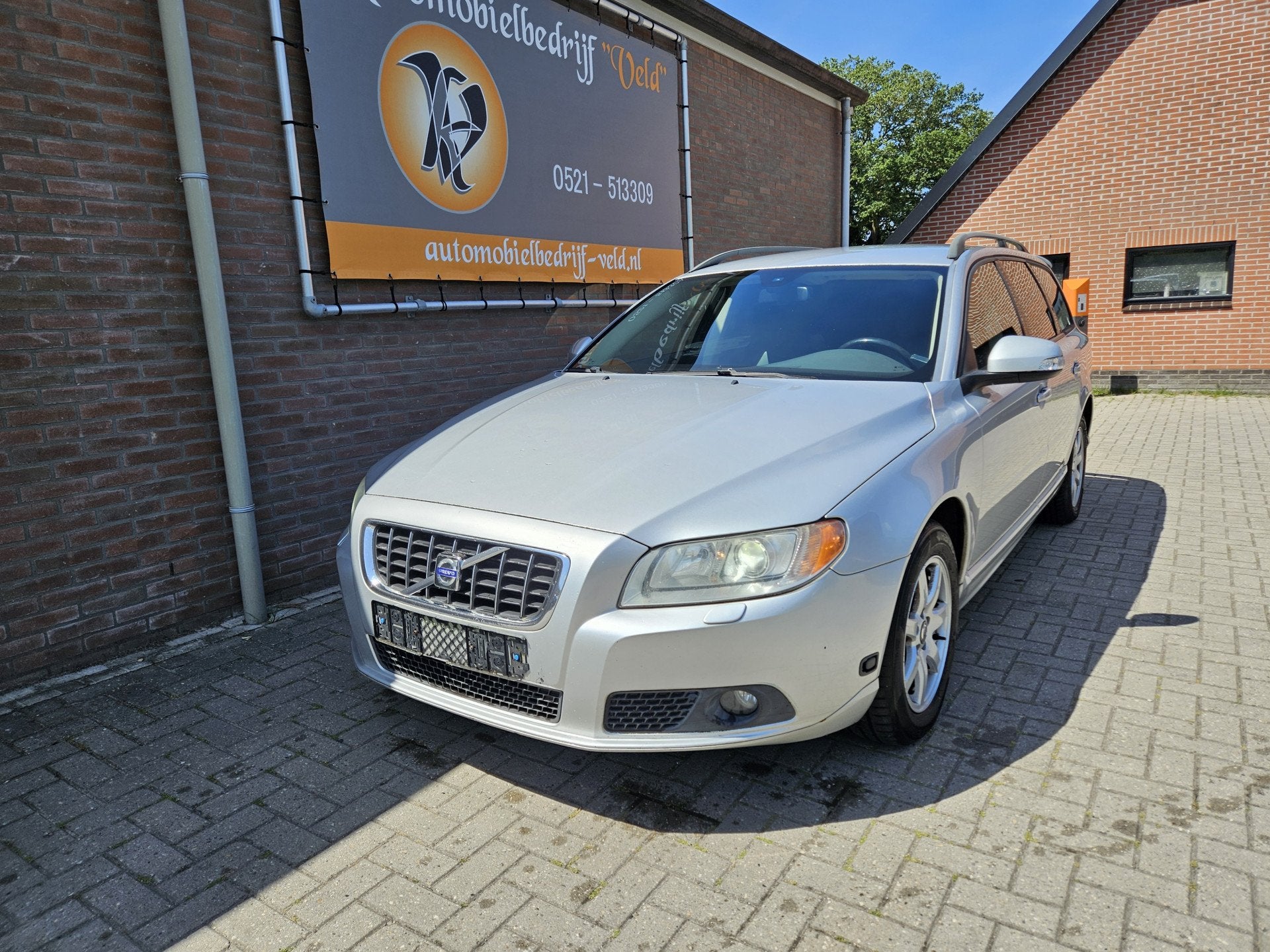 Volvo V70 2.0 (bj 2009, automaat), Auto's, Volvo, Automaat, 145 pk, Metallic lak, Gebruikt